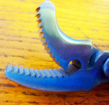 Load image into Gallery viewer, Farriers Equipment Tools | 14" Hoof Clinching Tongs | Chrome Vanadium - Farriers Equipment
