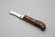 Load image into Gallery viewer, Farriers Equipment Tools | RIGHT Handed Knife Drop Blade | Hoof Trimming Equipment - Farriers Equipment
